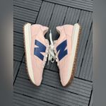 New Balance  237 Women's Sneaker in 'Pink Haze Moon Shadow' colorway Size 6 Photo 4