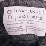 On Cloud 5 Waterproof Women's Gray Running Shoes Size 10.5 Photo 2