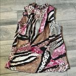 Dress Barn  Fitted Sleeveless Black and White Blouse Photo 4