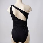 WDIRARA Black One-Shoulder Mesh Cut Out One-Piece Swimsuit. Size Large Photo 1