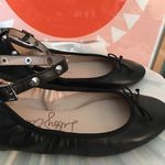 Libby Edelman wide width leather spike strap flats Black Size undefined Photo 2