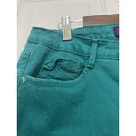 Gloria Vanderbilt Women’s Size 10 Teal Capris Embroidered Beaded Accent EUC. Photo 2