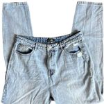 Missguided  Riot High Rise Mom Jeans Photo 7