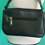 Black & white striped shoulder bag Photo 3