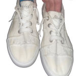 blowfish  offwhite sneakers size 9.5 Photo 0