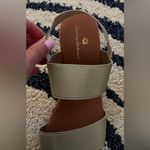 Tommy Bahama 🆕  Muted Sage Gold Sakura Ankle Strap Wedge Sandals Size 9.5M Photo 5
