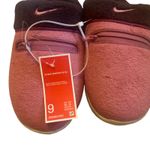 Nike  Burrow Women's Slippers Pink Berry Sherpa Zip Pockets Size 9 DR8883 600 Photo 5