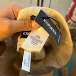 EXPRESS NWT  Beige Linen Blend Paper Bag Shorts Photo 2