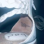 BOC  Born Women’s White Braided Flap Strappy Faux Leather Sandal Size 9 M Photo 6