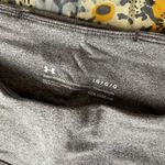 Under Armour gray  leggings Photo 1