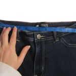 Lee Women Midrise Fit Dark Wash Denim Jean Shorts Size 12 Photo 4