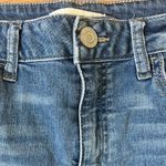 SO  Juniors Lowrise Bermuda Lightwash Jean Shorts Size 11 Photo 2