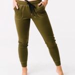 Zyia  Active Olive Green Unwind Athleisure  Joggers, EUC, Size Medium, MSRP $89 Photo 0