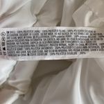 Forever 21  white cropped puffer jacket medium Photo 5