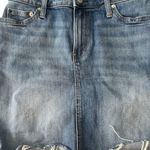 Calvin Klein 🛍️5/$25  denim skirt size 29 Photo 0