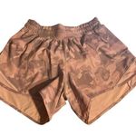 Lululemon  pink camo hotty hot shorts size 4 Photo 0