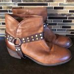 UGG  Women's Leather Darling Studded Harness Wool Lined Ankle‎ Boots Size 7 Photo 5