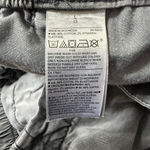 Old Navy  Everyday Gray Cotton Stretch Shorts Size Large Photo 6