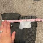 Light Black Knee Photo 12