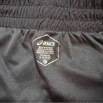 ASICS  Shorts Photo 3