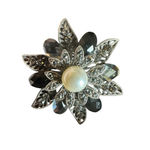 Vintage Dazzling Silver Rhinestone Faux Pearl Flower Brooch Pendant Photo 3