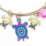 Boutique Beaded Sea Turtle Charm Colorful Bangle Bracelet Photo 2