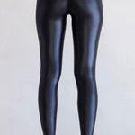 Carbon 38 Legging in Takara Shine Full-length
High Rise Black Moto Comfy Size S Photo 2