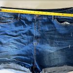Judy Blue  High Waisted Frayed Cuffed Shorts Medium Wash 3XL Photo 5