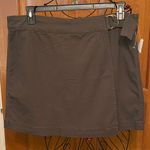 🎁🎁🎁BOGOHO 🎁🎁🎁NY&C Olive Green Wrap Skirt Photo 0