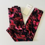 Lululemon  ATHLETICA Pink Blossom Multi Align HR Pant 25" Leggings - US 4 Photo 2