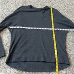 EXPRESS NEW  Waffle Knit Scoop Neck Long Sleeve Pullover Top Gray high low M Photo 2