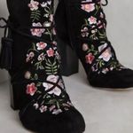 Sam Edelman 🆕 Winnie Floral Embroidered‎ Suede Ankle Bootie in Black Size 6 Photo 5