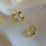 Elegant Geometric C Shape Stud Earrings for Women Yellow Gold Color Photo 3