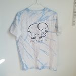 Ivory Ella  Short Sleeve Pocket Tee Medium Photo 3