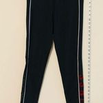 Guess  Women’s Leggings. Size: M Photo 0