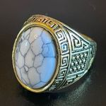 White gemstone 18k gold plated ring size 9 Photo 2