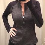 Lululemon half-zip Photo 0