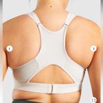 Gym shark MESH NECKLINE SPORTS BRA gray size medium Photo 2