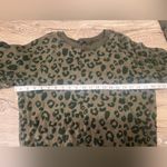 Rails ‎ Theo Olive Green Flocked Leopard Sweatshirt size medium Photo 4