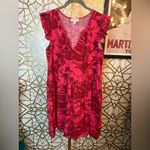 Evereve  two-tone floral print ruffle cap sleeve mini dress in pink and red, S Photo 1