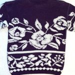 Vintage United States Purple & White Retro Whimsical Y2K Floral Sweater Medium Photo 1