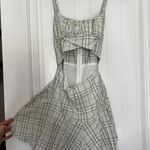 Boutique Sage Green Cut Photo 3