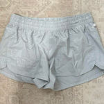 Adidas  Shorts Running Photo 0