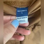 Old Navy Maternity full panel Chico shorts, size L Photo 2
