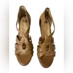 Sofft Women’s 10 Tan Wedged Casual Boho Espadrilles Sandals With Gold Zipper Photo 1