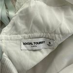 Social Tourist Photo 3