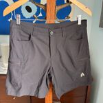 Eddie Bauer Women's  First Ascent Guide Pro Hiking Shorts in Black size 8 Photo 3