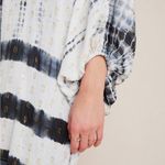 Anthropologie  Vada White Blue Gold Shimmer Cocoon Kimono Women’s One Size Photo 1