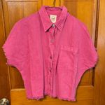 Fantastic Fawn Pink Denim Button-Up Top. NWT Photo 0