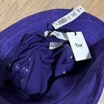 Aritzia NWT  TNA bucket hat Photo 2
